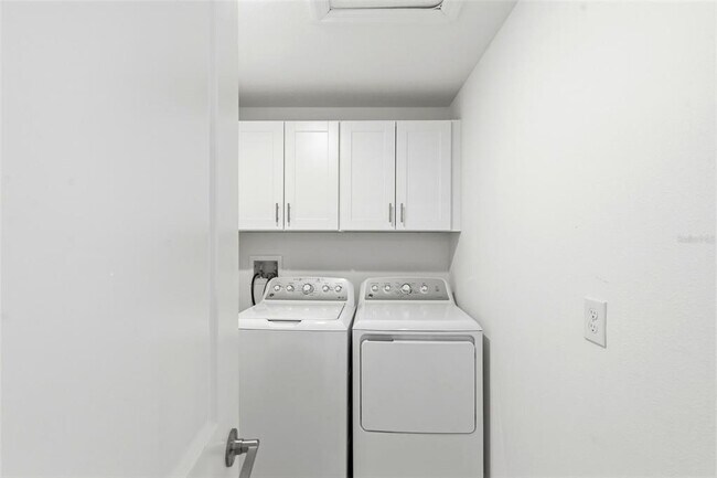 Building Photo - 873 Tennyson Mill Cir