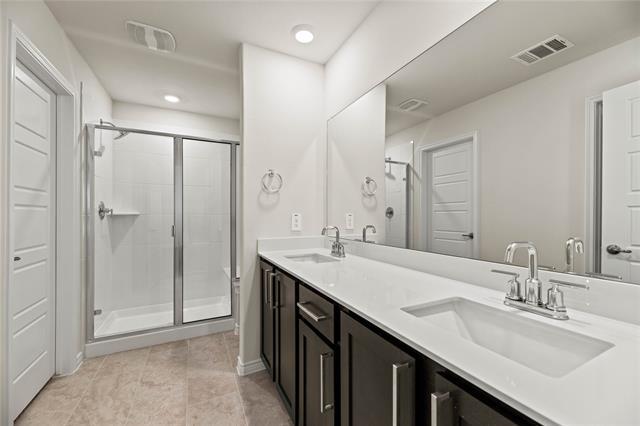 Building Photo - 411 Revolution Rd