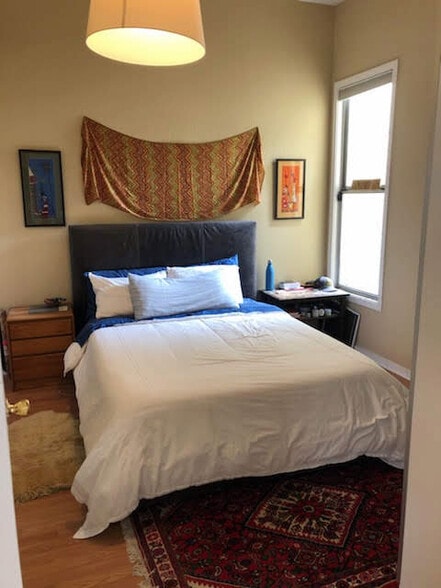 Building Photo - 1566 Newcomb Ave