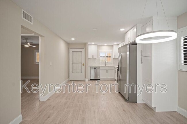 Building Photo - 16380 Dublin Cir