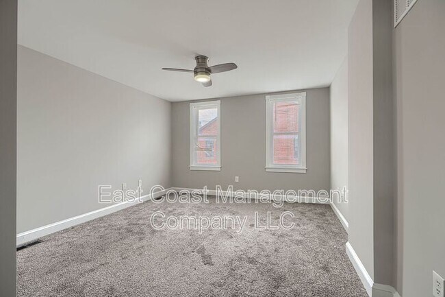 Building Photo - 2102 E Biddle St