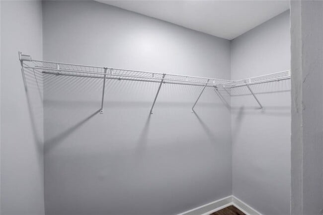 Building Photo - 2040 Penelope St NW