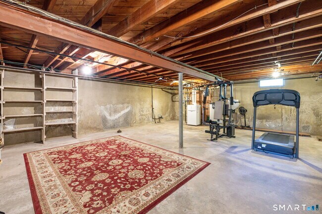 Building Photo - 99 Fuller Dr