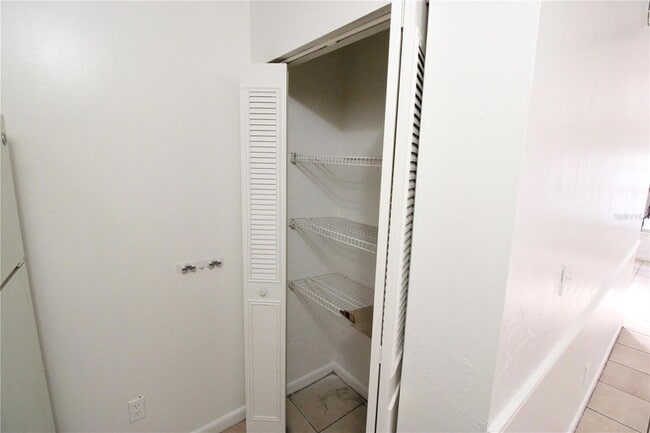 Building Photo - 6101 NW 23rd Terrace