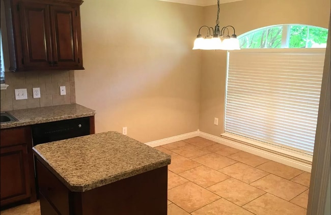 Building Photo - Available in August - 3 Bedroom in Wake Village