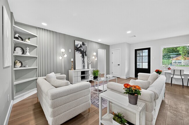 Building Photo - 4030 Woodshire St