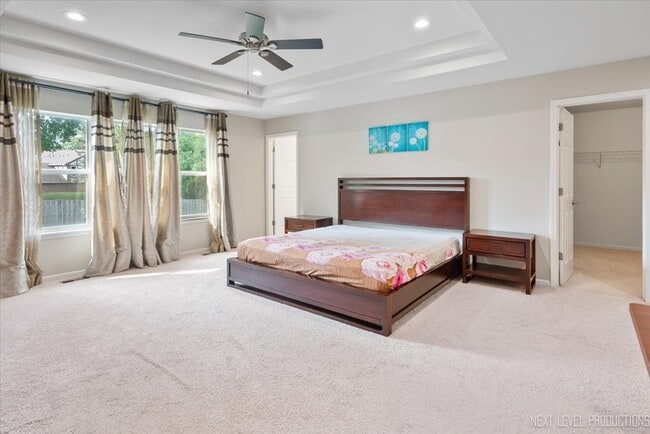 Building Photo - 73 W Illinois Ave