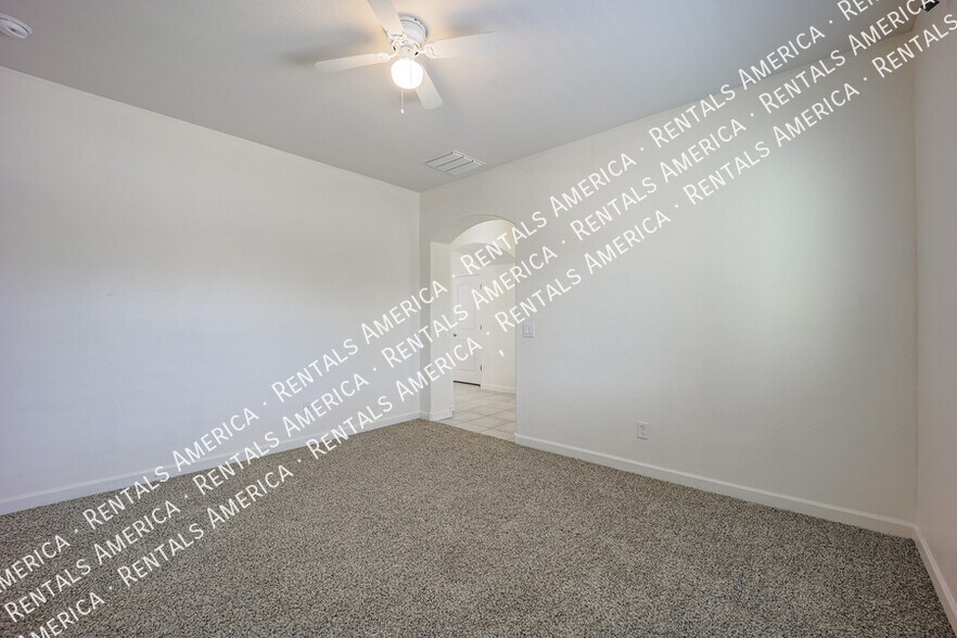 Building Photo - 4678 E Sodalite St