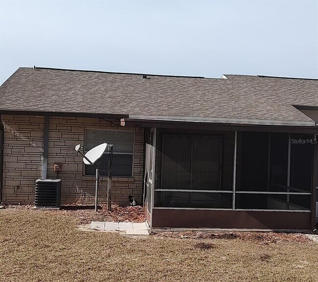 Building Photo - 9525 Lake Park Dr