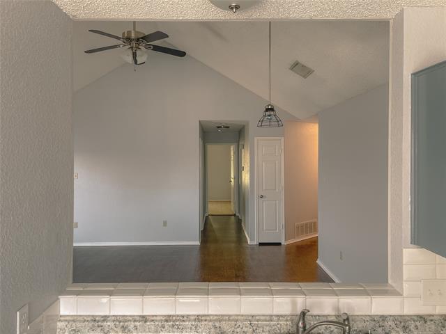 Building Photo - 10216 Pack Saddle Ct