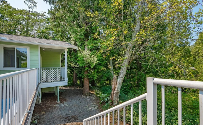 Building Photo - A Beautiful 3-bedroom 2 bath Birch Bay Vil...