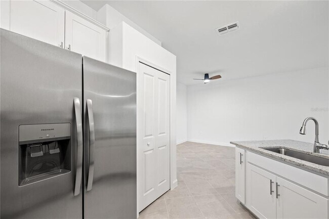 Building Photo - 5418 Mystic Water Cv