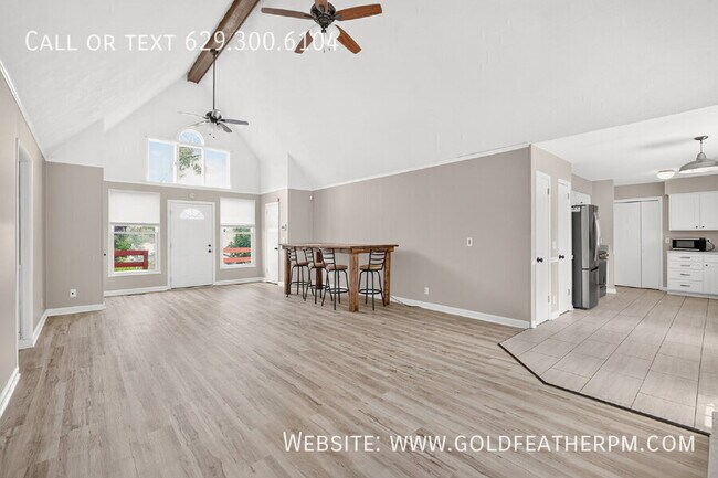 Building Photo - 2901 High Rigger Dr
