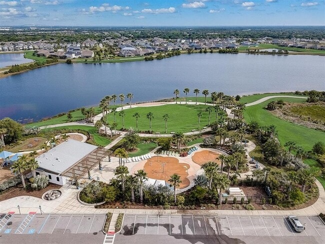 Building Photo - 6262 Goldcoast Ave