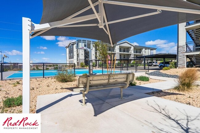 Building Photo - Modern and Freshly Built 2 Bedroom Condo!