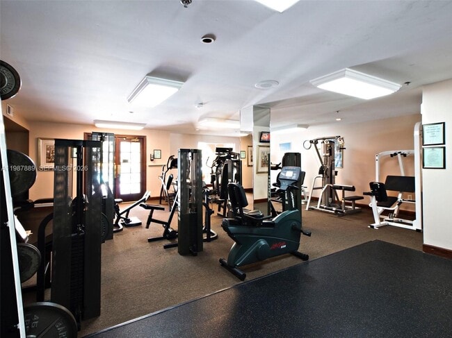 Building Photo - 19901 E Country Club Dr