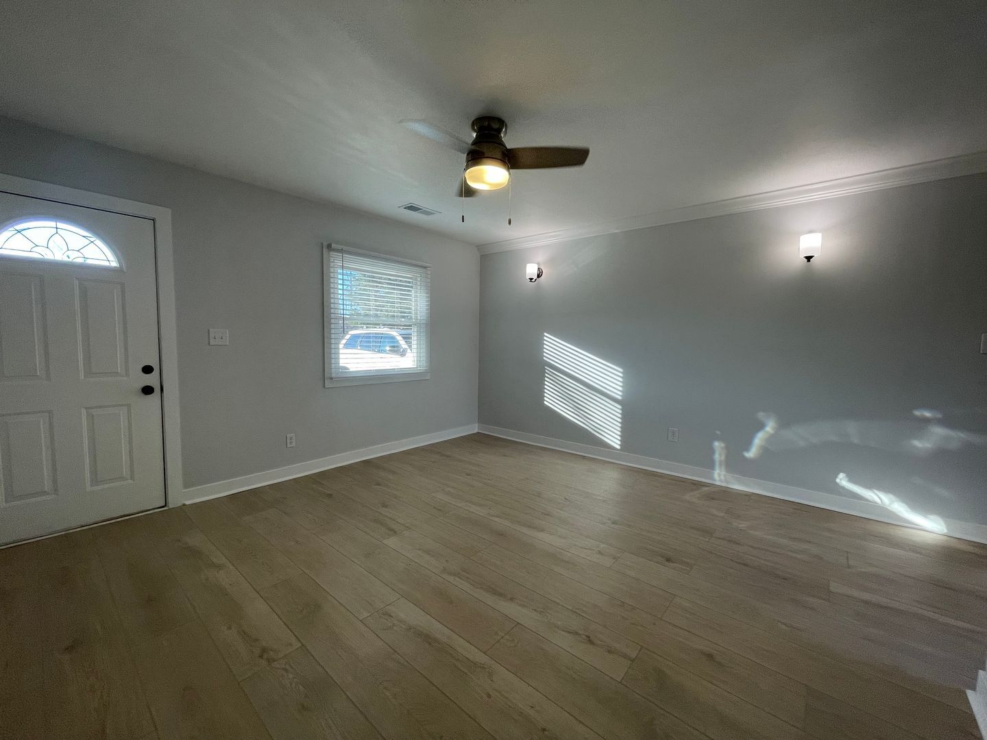 Building Photo - 8145 S Sprinkle Rd