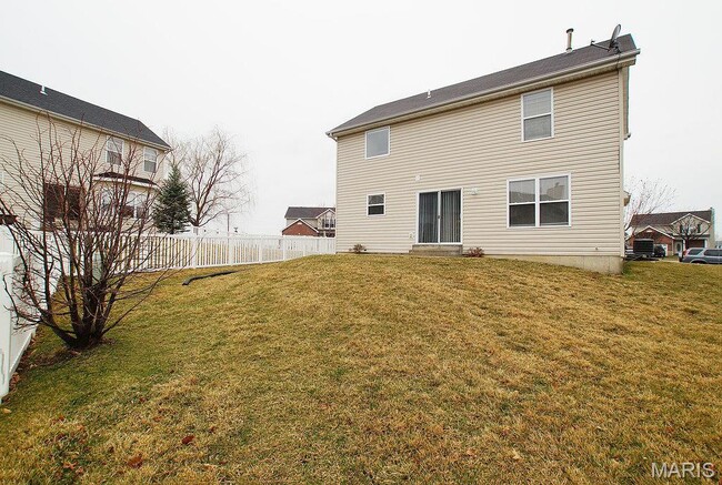 Building Photo - 210 Stone Run Blvd