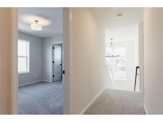 Building Photo - 10226 Arrowwood Path