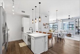 Building Photo - 3131 N Central Ave