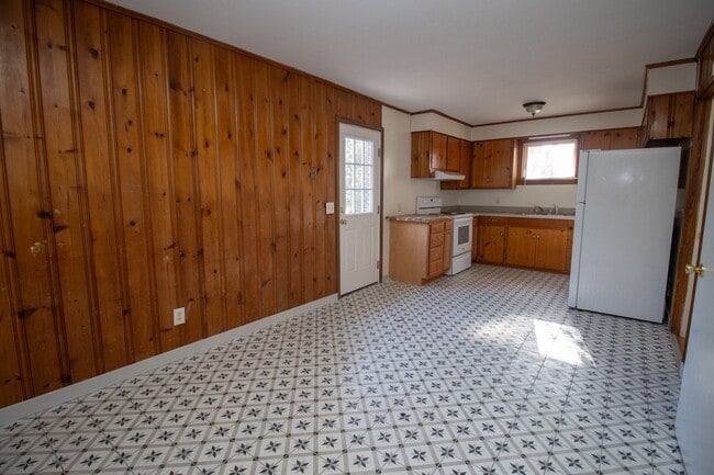 Building Photo - Charming 3-Bedroom Brick Home in Cayce