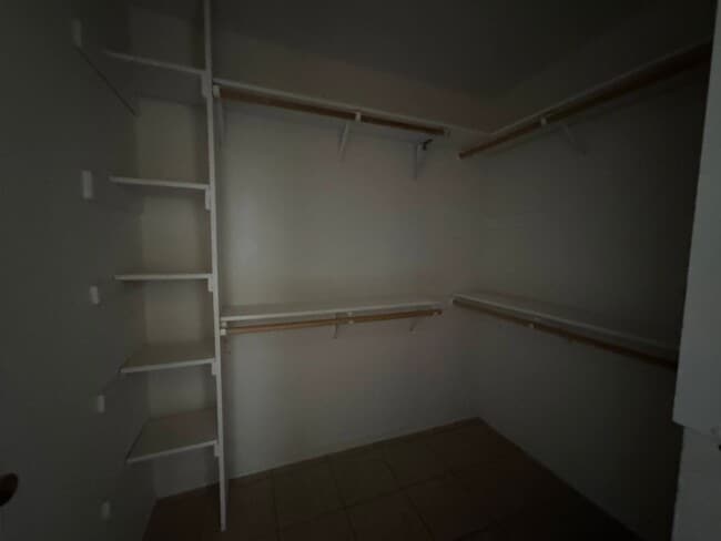 Building Photo - 4602 Hank Dr