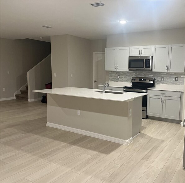 Building Photo - 34209 Scarlet Sage Ct