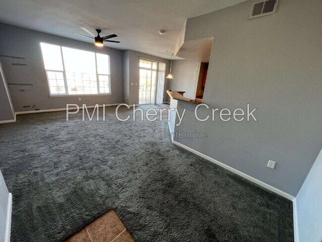 Building Photo - 5705 N Genoa Way