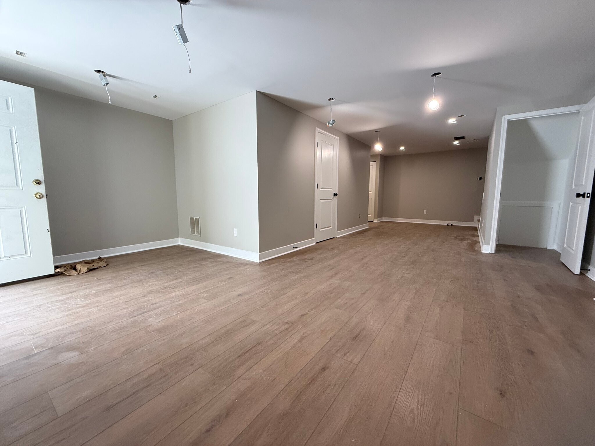 Building Photo - 1208 Knoll Mist Ln