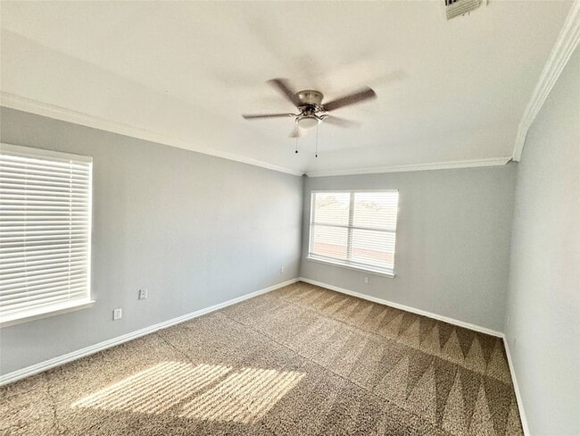 Building Photo - 3035 Parkline Trail