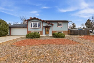 Building Photo - Split Level Home Features 4BD/2BA, Large Backyard and Deck. Newly Renovated Kitchen!  Convenient ...