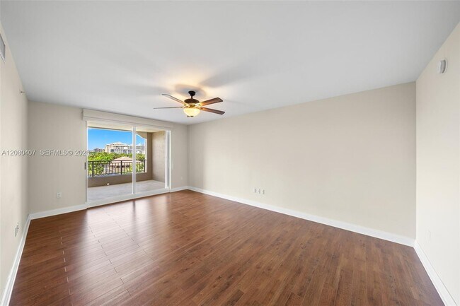 Building Photo - 765 Crandon Blvd