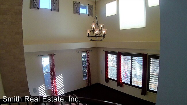 Building Photo - 4 br, 3.5 bath House - 7344 Winter Berry Lane