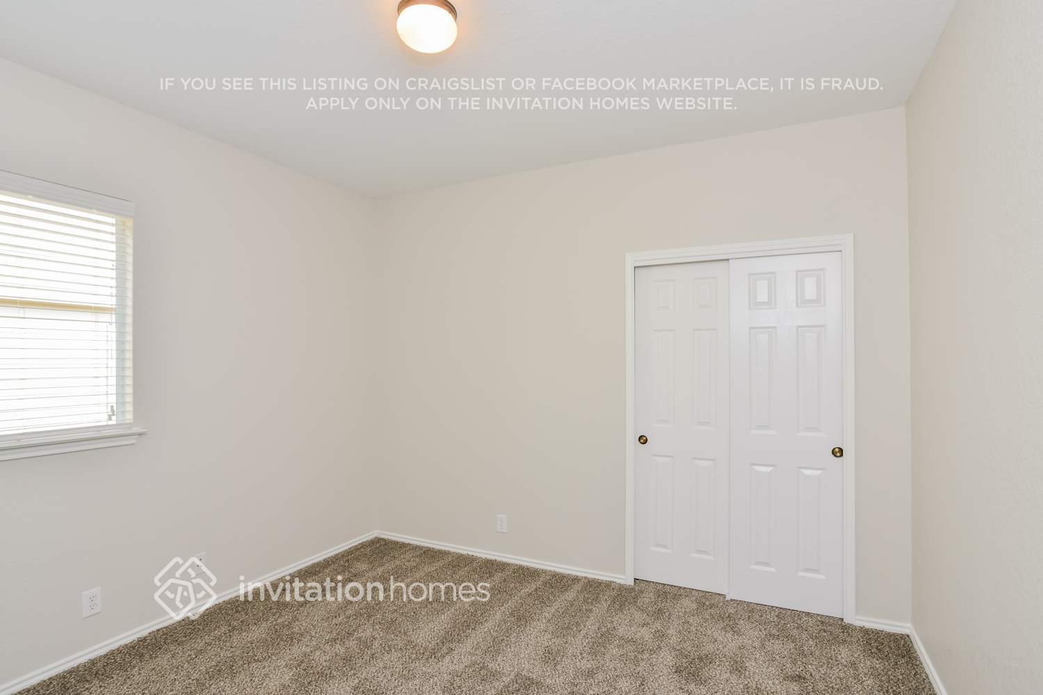 Building Photo - 710 Campion Red