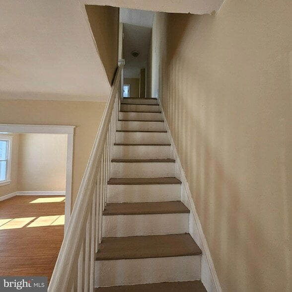 Building Photo - 112 N 2nd St