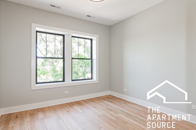 Building Photo - 2457 W Logan Blvd