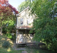 Building Photo - 2323 Patterson Ave