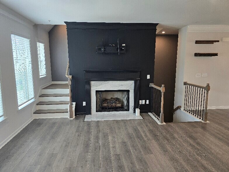 Building Photo - 1667 Coasta Way