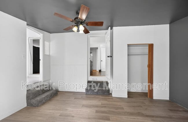 Building Photo - 125 S 200 W