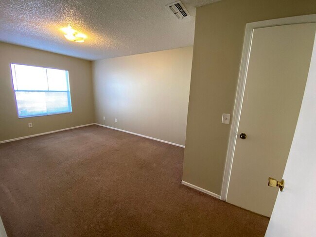 Building Photo - 4148 Pershing Pointe Pl