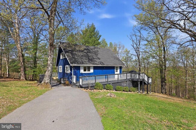 Building Photo - 241 Wildcat Dr