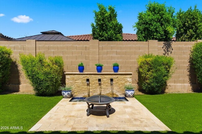 Building Photo - 17184 W Rocklin St