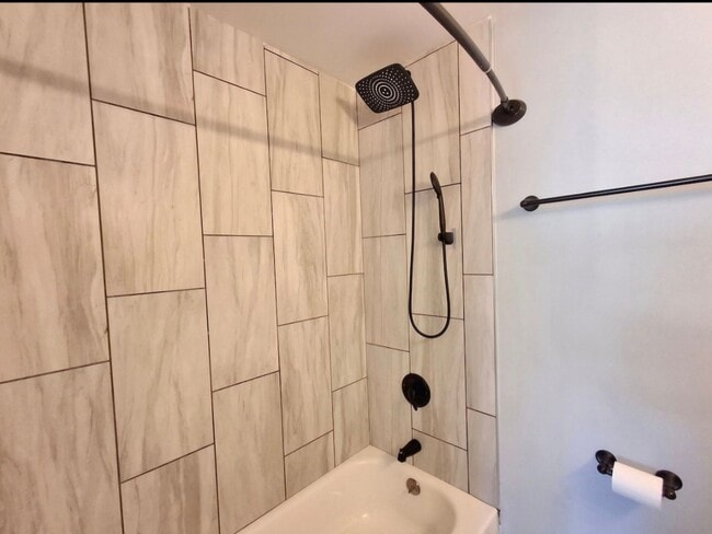 Building Photo - Fully Furnished 1 bedroom in Ludlow – All Utilities Included