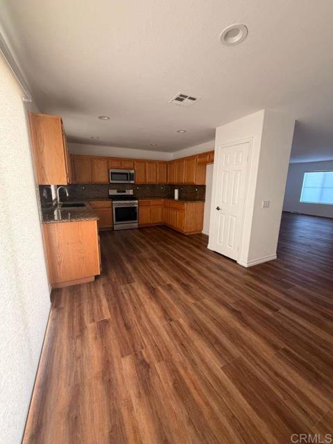 Building Photo - 25043 Babbling Brook Cir