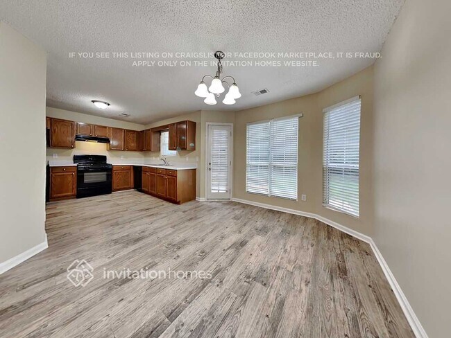 Building Photo - 28 Canefield Dr