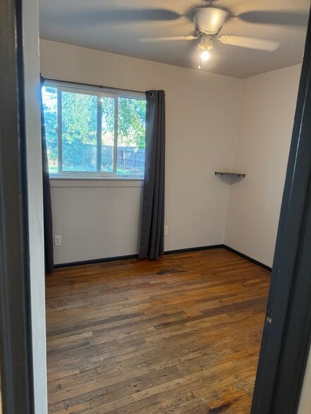 Building Photo - 5210 Ingalls St