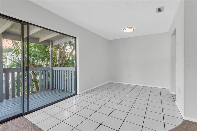 Building Photo - 11566 7th Ln N