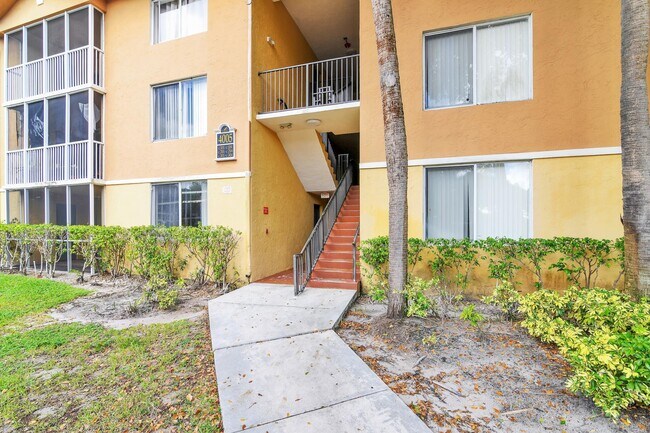 Building Photo - 4005 W McNab Rd