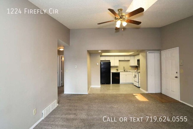 Building Photo - 1224 Firefly Cir