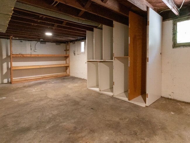Primary Photo - 5 bedroom, 2 bath in North Portland - Bois...